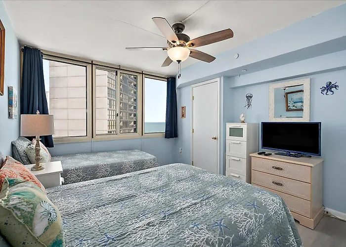 Quay-side Ocean View From 2 Bedroom With Indoor & Outdoor Pools! *