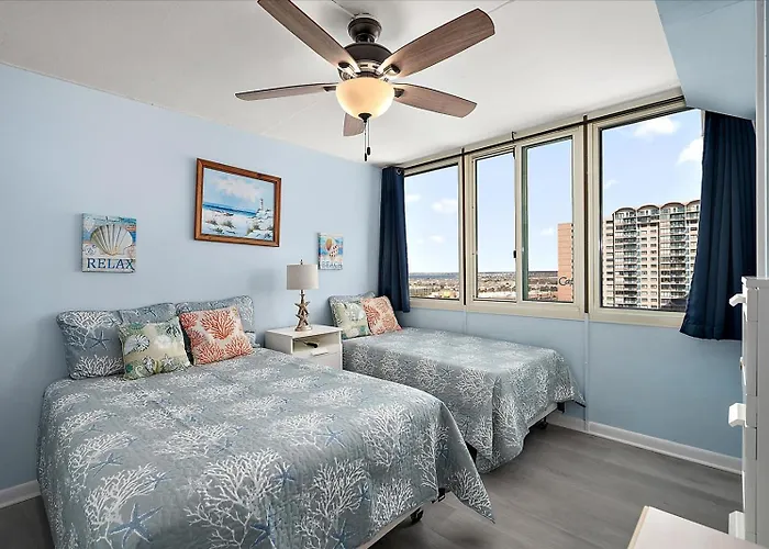 Quay-side Ocean View From 2 Bedroom With Indoor & Outdoor Pools!