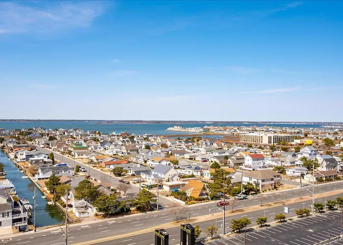 Quay-side Ocean View From 2 Bedroom With Indoor & Outdoor Pools! Appartement