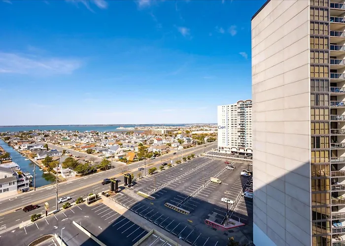Quay-side Ocean View From 2 Bedroom With Indoor & Outdoor Pools! * Ocean City
