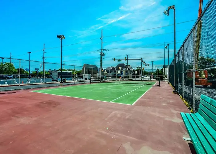 Quay-side Ocean View From 2 Bedroom With Indoor & Outdoor Pools! Ocean City